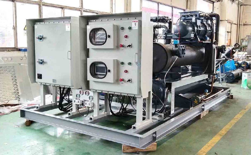 撬裝式螺桿制冷機組